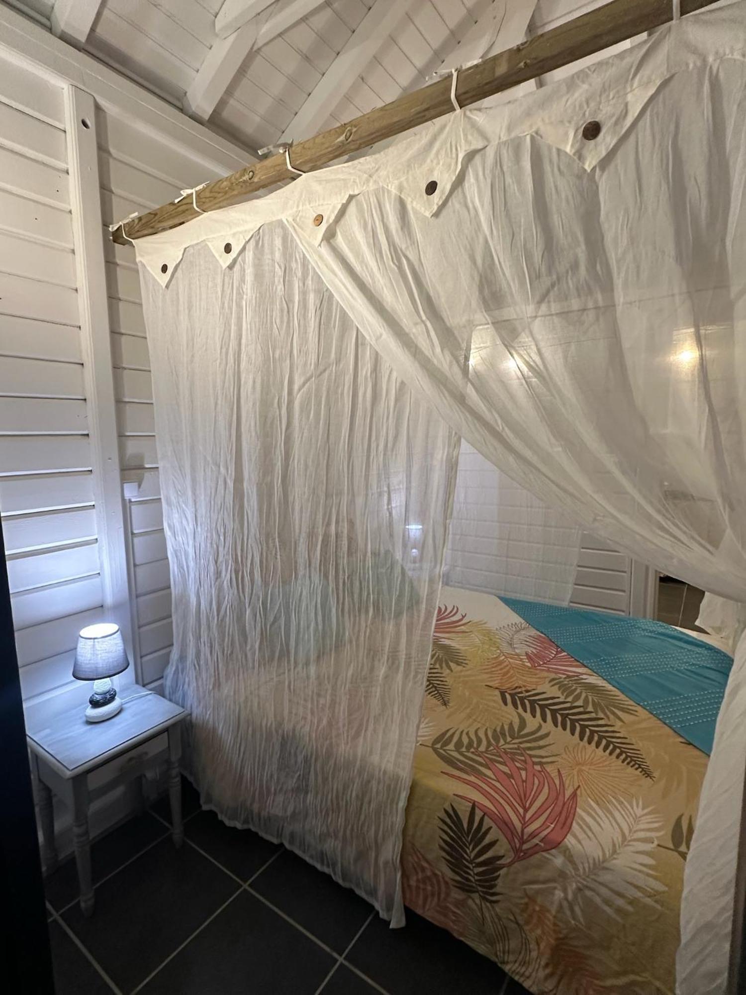 Au Bel'Vue Chez Sandrine "Gite & Chambre D'Hotes" Le Moule Buitenkant foto