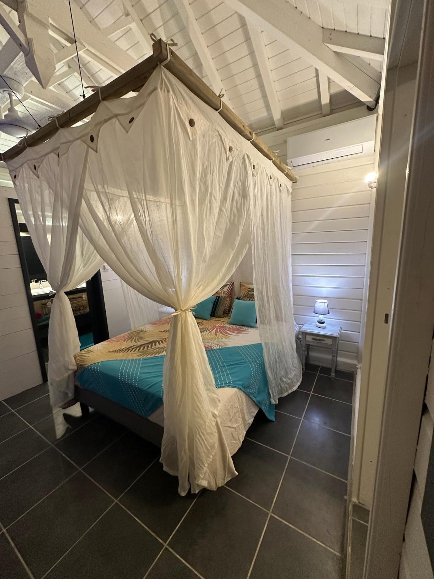 Au Bel'Vue Chez Sandrine "Gite & Chambre D'Hotes" Le Moule Buitenkant foto